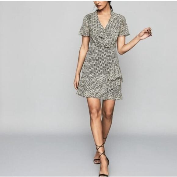Reiss Paris Printed Mini Ruffle Chiffon Dress in Cream/Black Size 12 - Picture 10 of 16